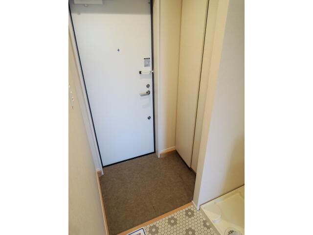 物件内観写真11　(別室の写真です)