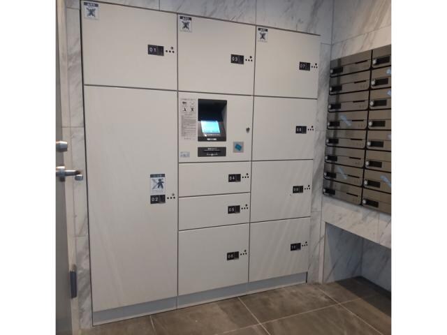 物件外観写真9　(宅配ボックス)