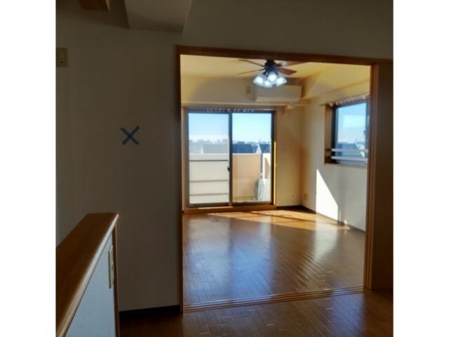 物件内観写真12　(同型別室の写真です)