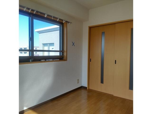 物件内観写真20　(同型別室の写真です)