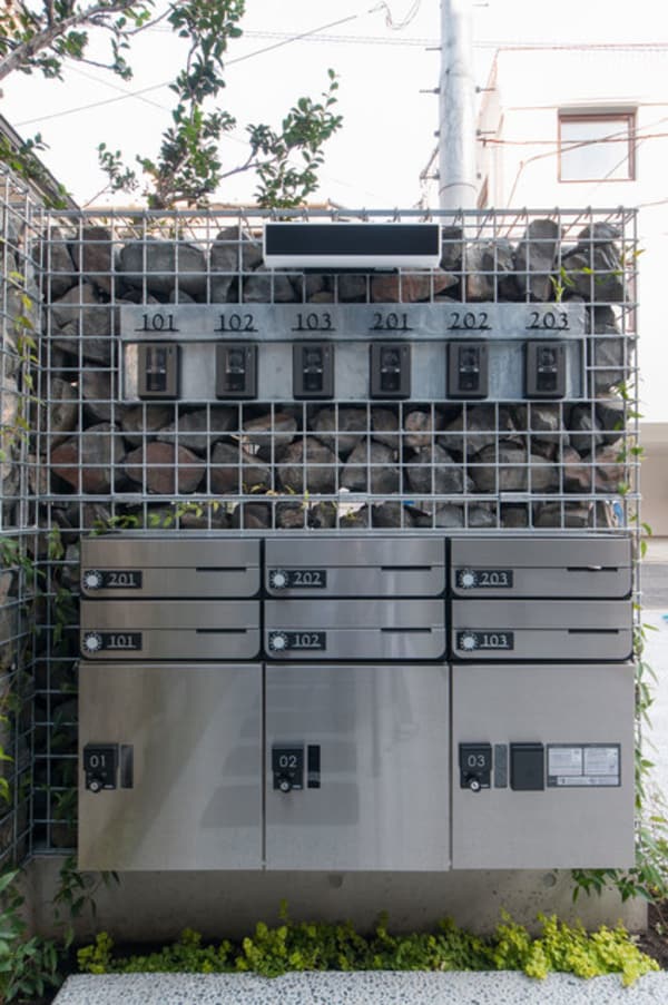 敷地内/建物