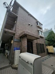 小田急小田原線 代々木上原駅 3階建 築34年の外観写真