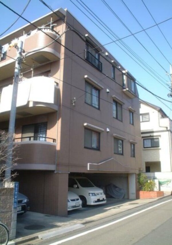 敷地内/建物