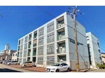 ホームタウン東力の外観写真