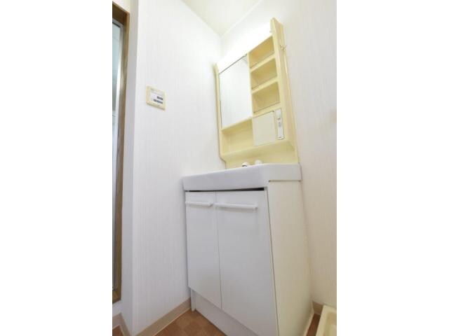 物件内観写真12　(独立洗面台)
