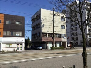 藤村ビル外観写真