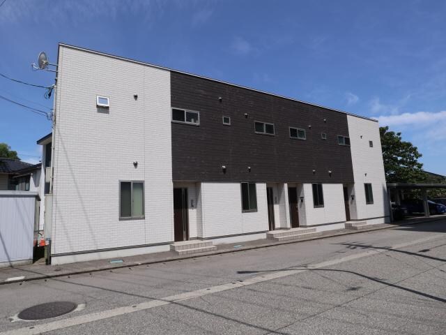 レイルウェイズの物件外観写真