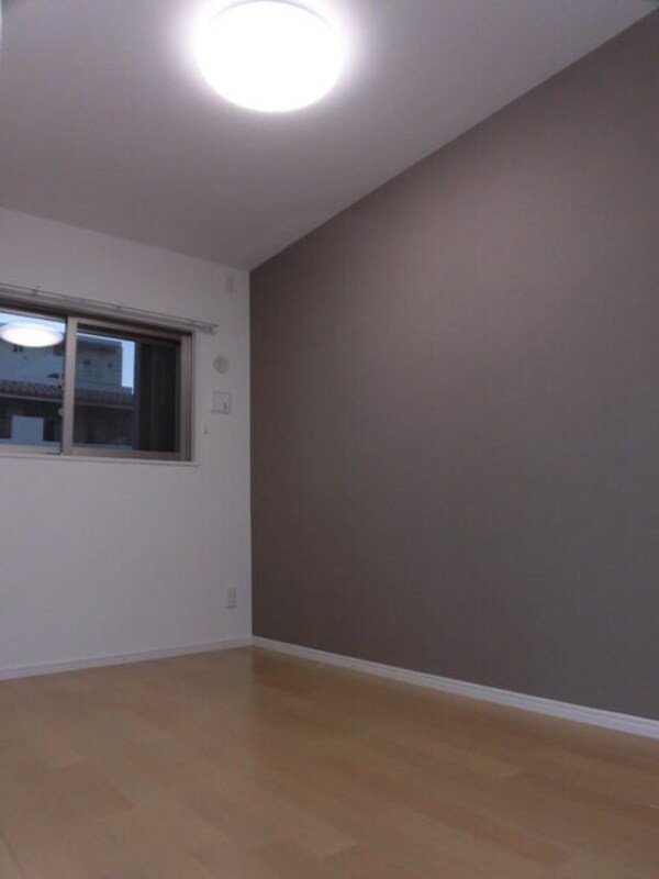 居室(※同間取り別部屋の写真です。内装の色など異なる場合がございます。)
