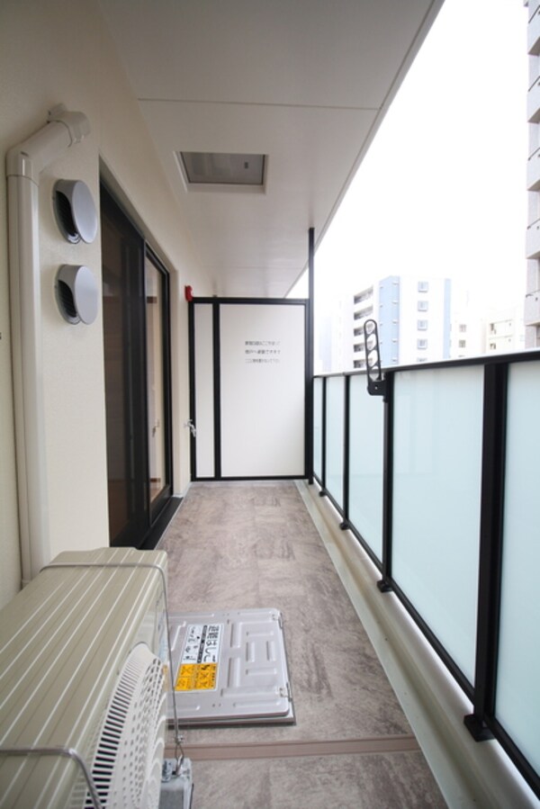 バルコニー(※同間取り別部屋の写真です。内装の色など異なる場合がございます。)