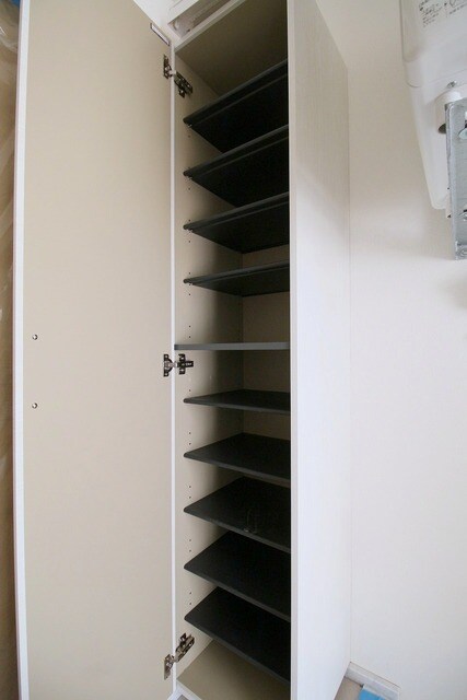 物件内観写真6　(靴箱も付いています♪)