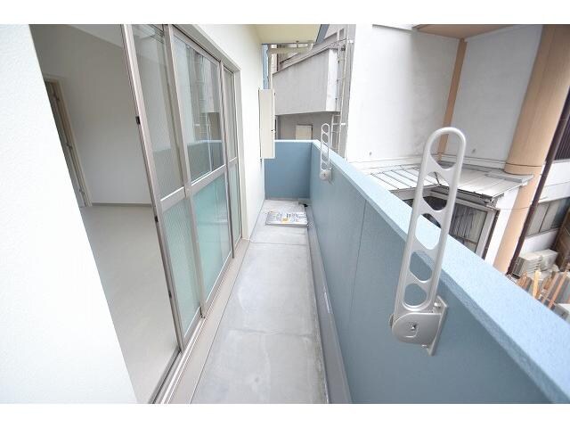 稲荷町駅 徒歩4分 3階のベランダ・バルコニー・庭