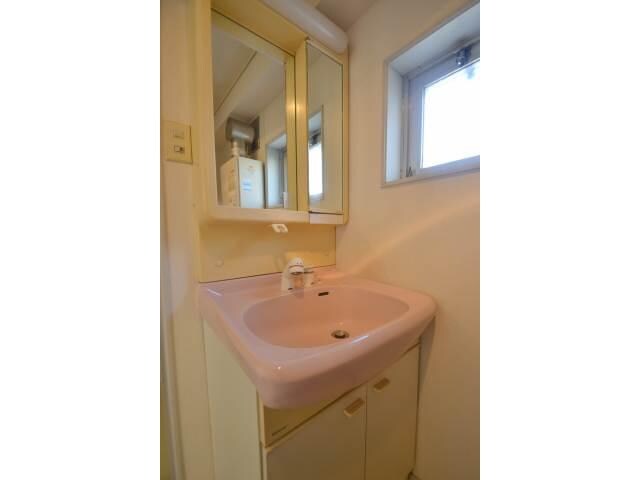 皆実町六丁目駅 徒歩3分 2階の洗面・脱衣所