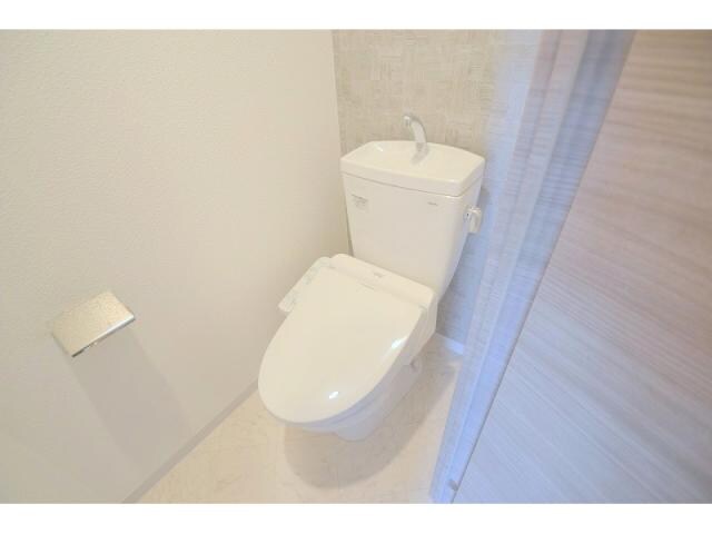 比治山橋駅 徒歩18分 5階のトイレ