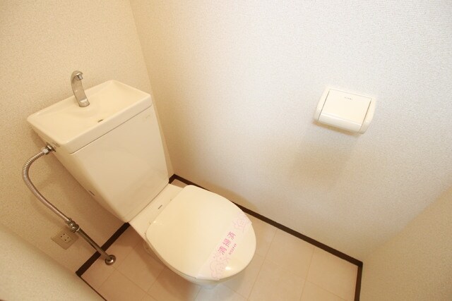 物件内観写真13　(トイレ)