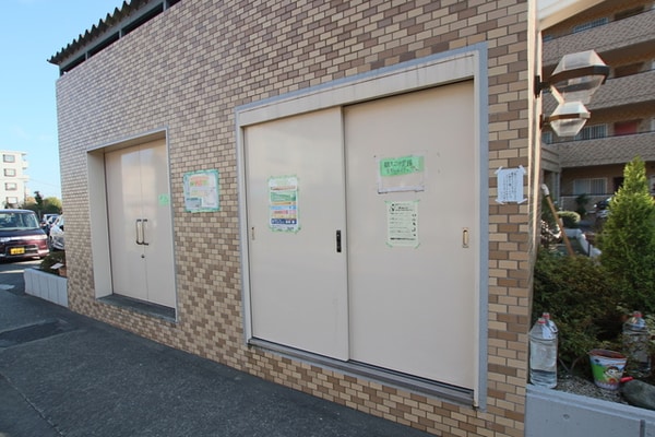 共用設備(敷地内ゴミ置き場)