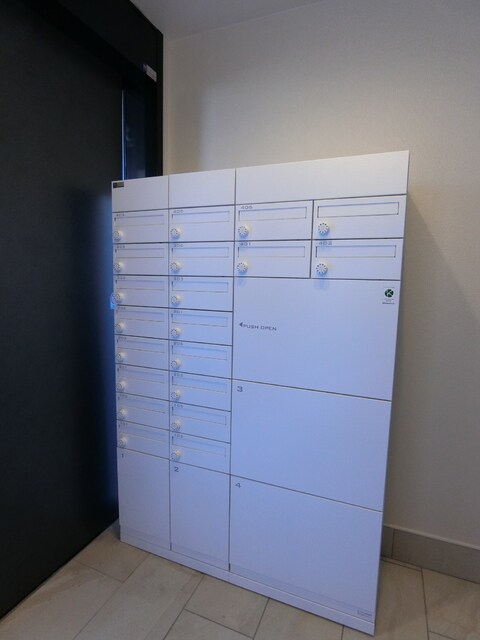 共用設備(宅配ＢＯＸ・メールＢＯＸ)