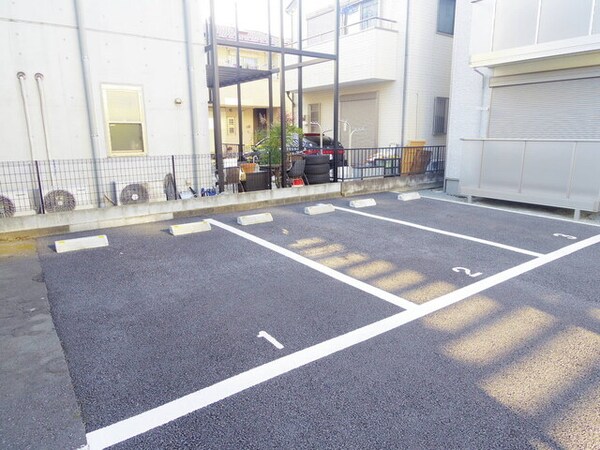 駐車場(駐車場（要空き確認）)