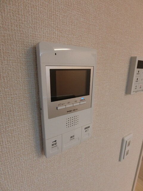 物件内観写真20　(TVモニタ付ドアホン♪)