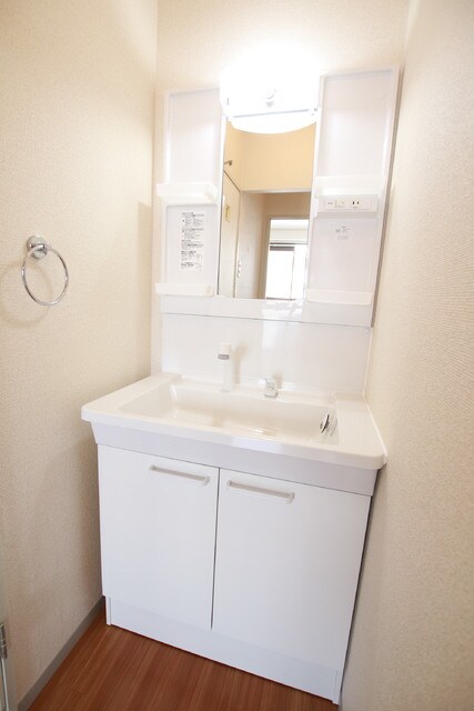 物件内観写真16　(洗髪洗面化粧台)