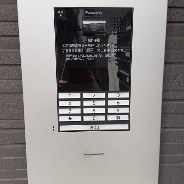 物件外観写真6　(モニター付きオートロック)