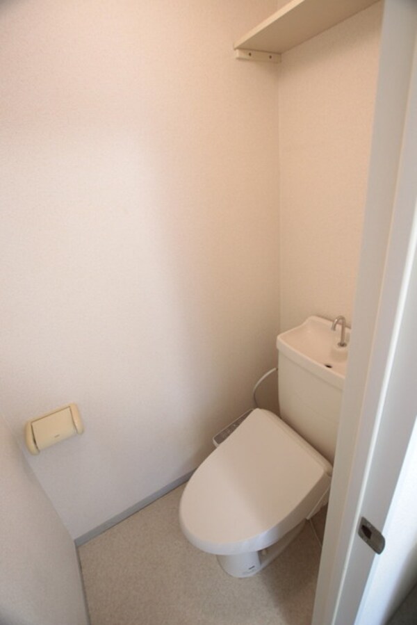 トイレ(※別室参考写真です。現況を優先とします。)
