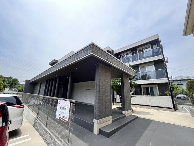 Ｇｒａｃｅ　Ｇａｒｄｅｎ