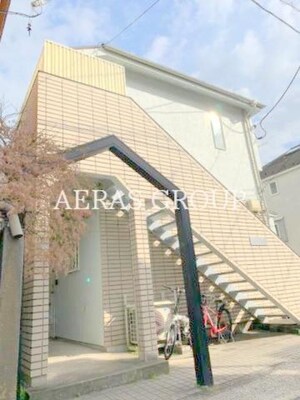 クレセントB外観写真
