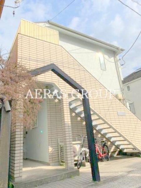 クレセントB外観写真