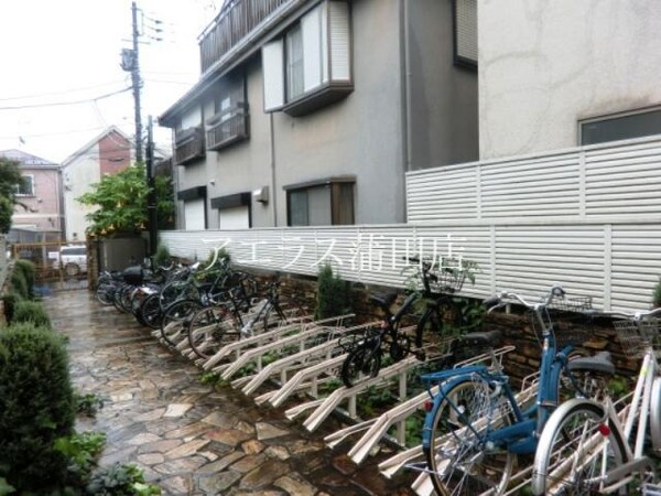 部屋画像_その他(自転車置き場です(参考写真))