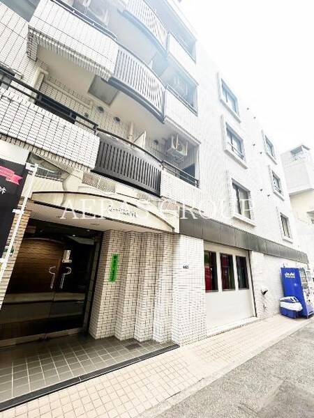 ストークマンシヨン麻布十番外観写真
