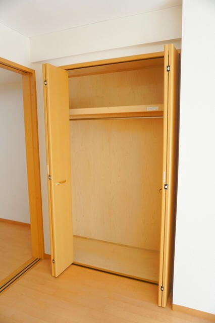 物件内観写真11　(クローゼット♪)