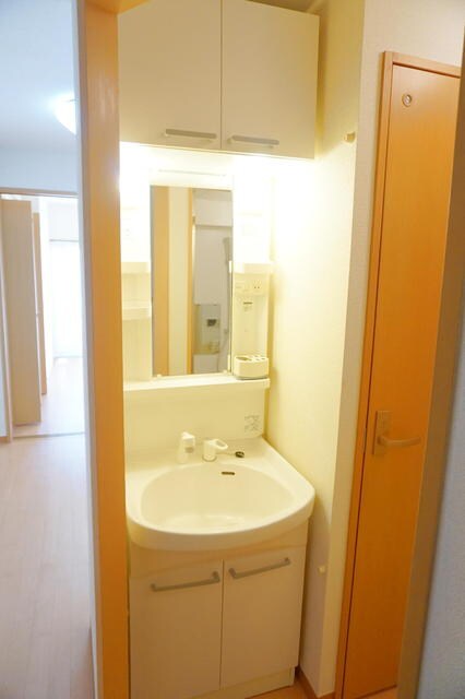 物件内観写真16　(洗髪洗面化粧台♪)