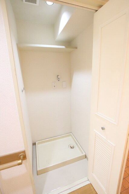 物件内観写真19　(★電気換気扇付き洗濯機置き場★)