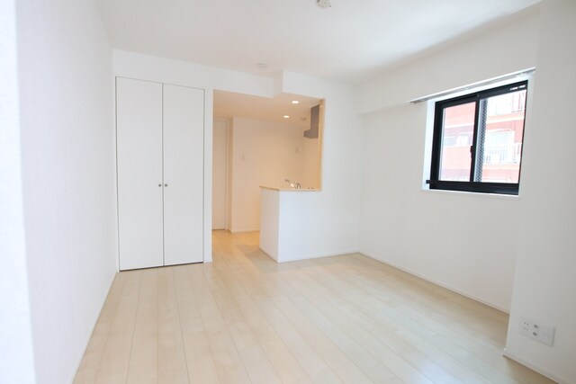 物件内観写真7　(■居室■)