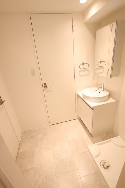 物件内観写真17　(■脱衣所■)