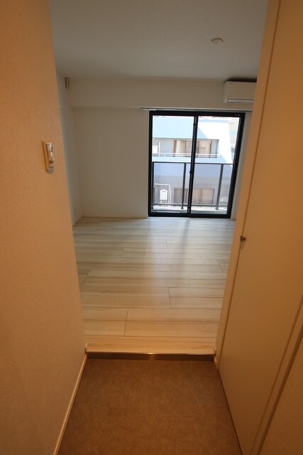 物件内観写真21　(玄関から見たお部屋です♪)