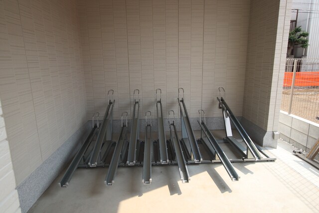 物件外観写真2　(★駐輪場★（空き状況・使用料等詳細はご確認下さい）)