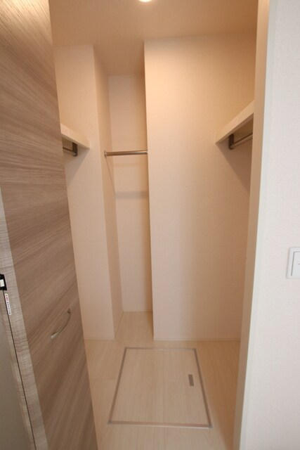 物件内観写真11　(ウォークインクローゼット♪)