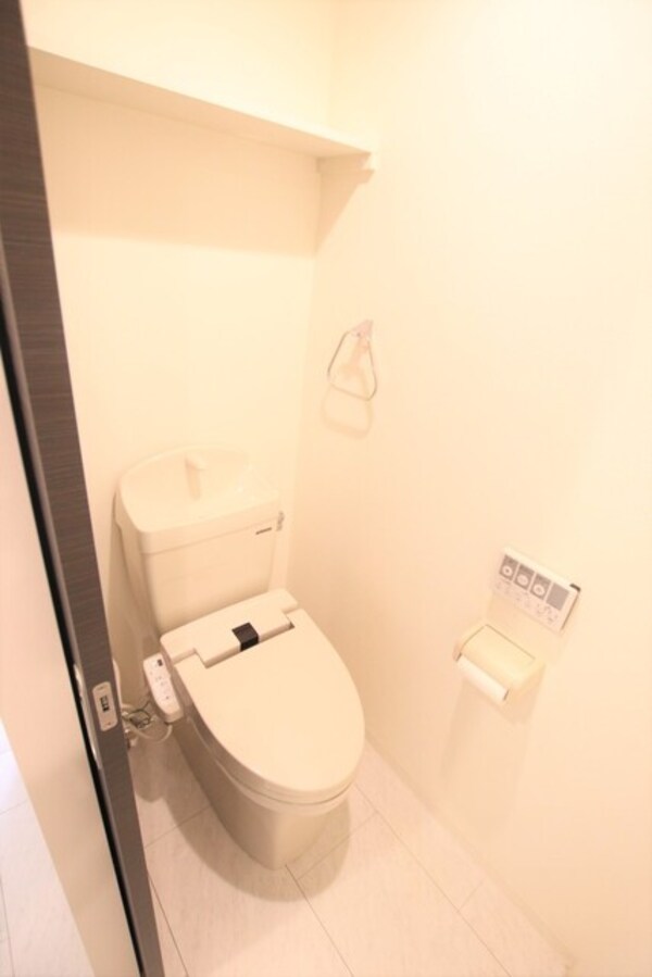 トイレ(※別室参考写真)