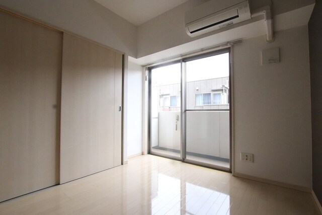 物件内観写真11　(★寝室★)