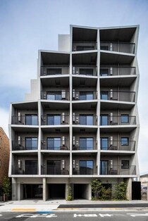 都営大江戸線 清澄白河駅 7階建 築2年の外観写真