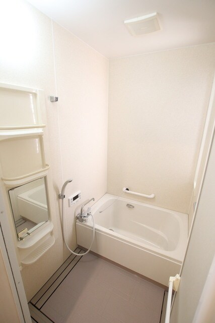 物件内観写真9　(１日の疲れを癒すバスルーム♪)