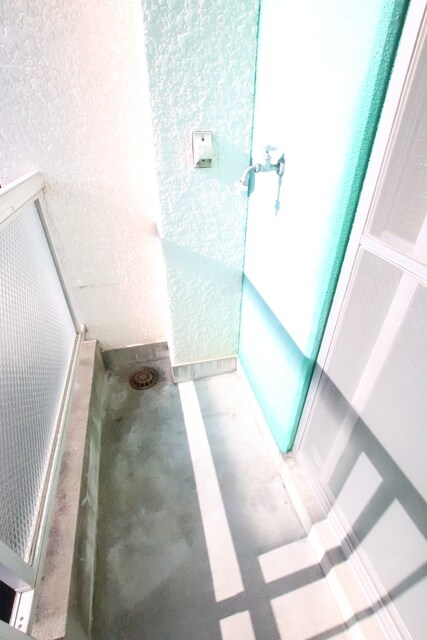 物件内観写真7　(洗濯機置き場)