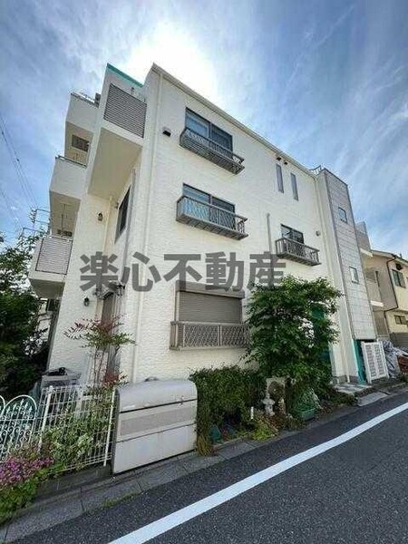 アカデミアアート東京上野台学院外観写真