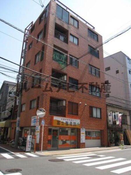 ロイヤルマンション外観写真