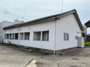 赤丸アパート外観写真