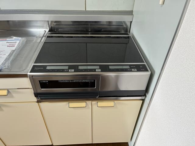 サンフラワーのキッチン(IHクッキングヒーター)