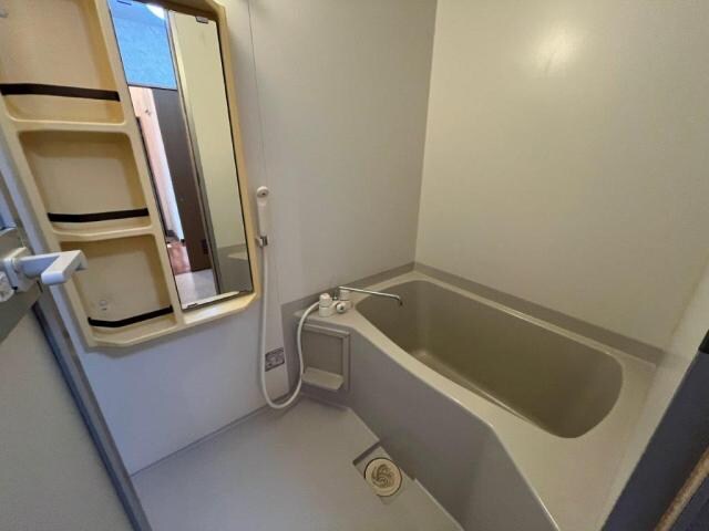 メゾンオリオンのバス