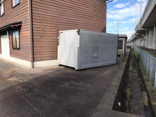 小神トランクルームの物件外観写真