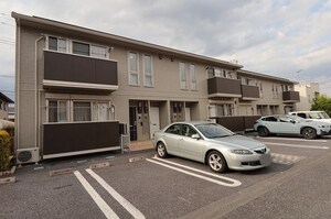 Ｆａｍｉｌｌｅ　Ｃｏｕｒｔ　２外観写真